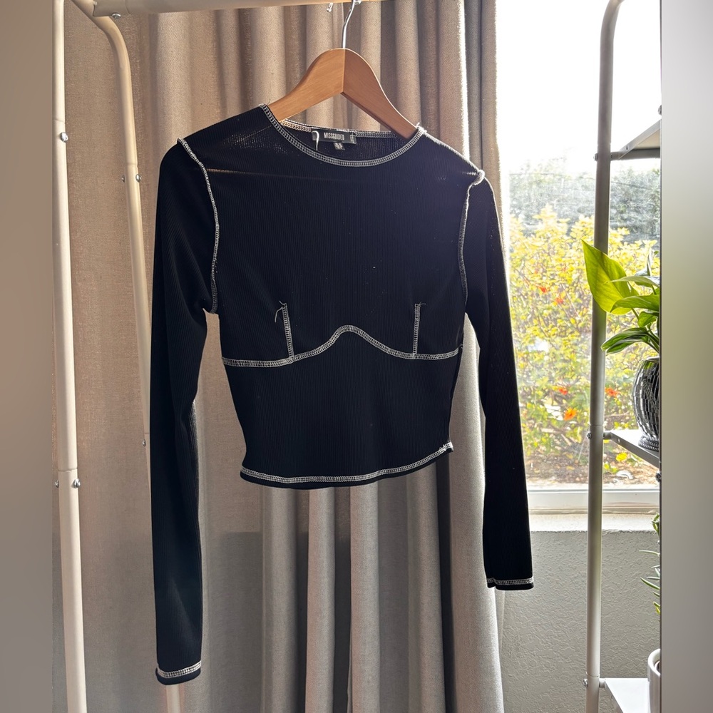 Misguided long sleeve black crop with white detailing.